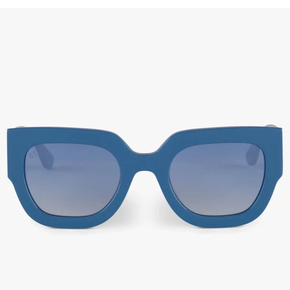 Diff eyewear denim blue sunglasses Maren Python NE
